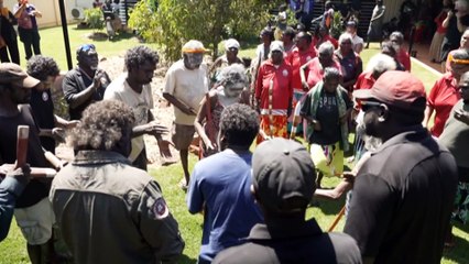 Community pleads for action after closure of two women's shelters