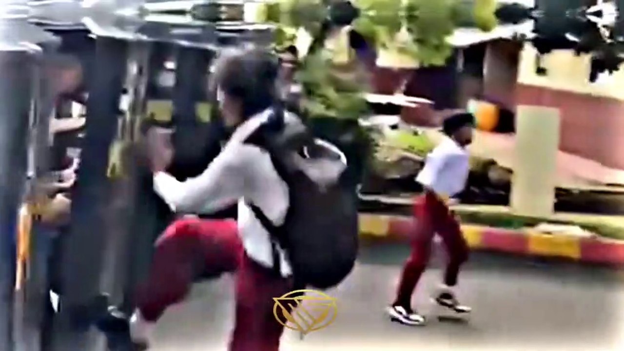 Anak SD VS Polisi