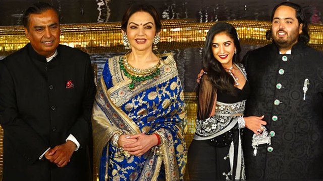 Nita Ambani Cultural Center Launch : Radhika Anant Twinning Outfit, Ambani Family Full Video|Boldsky