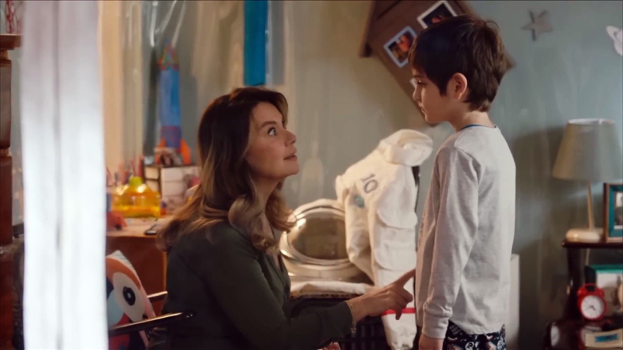 Dikkat! Bu Sahne Hepimizi Ağlatabilir - Adım Farah 5. Bölüm