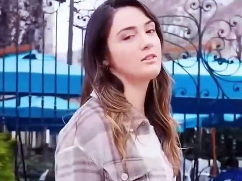Zehra Gunes __ Autograph__ walking interview _ #volleyballworld #volleyball #zehragüneş #türkiye