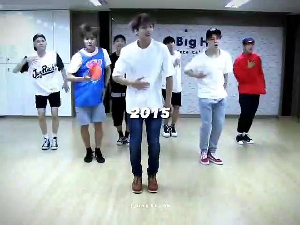 BTS dance practice through the year