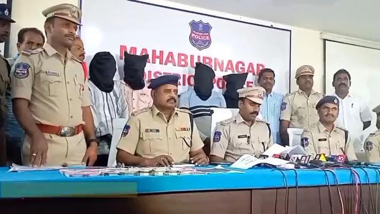 మహబూబ్ నగర్: ప్రజలను మోసం చేసే గ్యాంగ్ అరెస్ట్..!