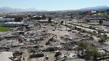 40 yıllık emekleri 40 saniyede enkaza döndü