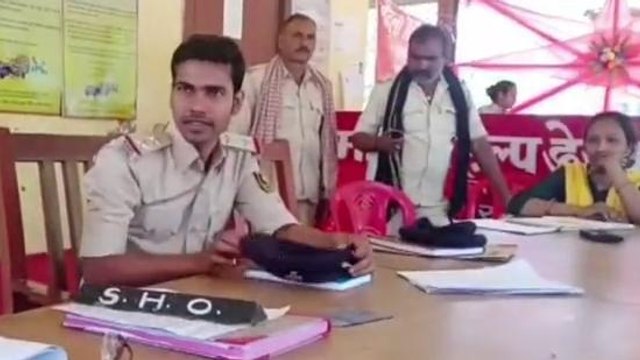 बक्सर: जमीन विवाद के निपटारे को लेकर लगा जनता दरबार, अतिक्रमण हटाने की मांग