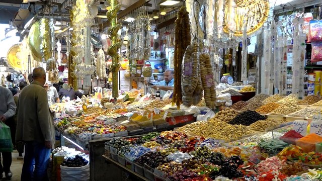 لمواجهة الغلاء.. افتتاح مراكز لبيع سلع غذائية مدعومة في العراق