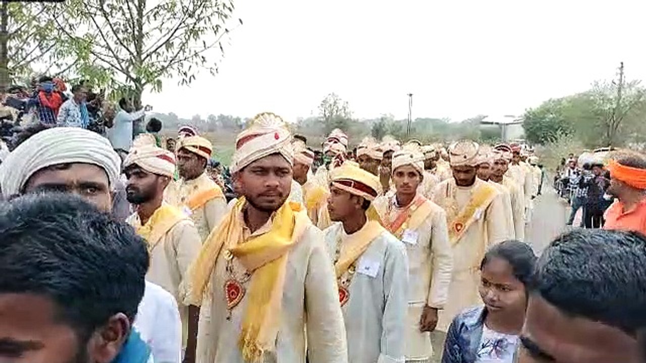 कोरबा और कटघोरा के सामूहिक विवाह में 125 जोड़े एक-दूजे के हुए, थामा दामन