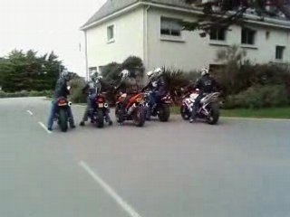 Les bras cassés