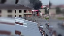 Sultanbeyli'de bir benzin istasyonunda bulunan gaz tankerinde yangın