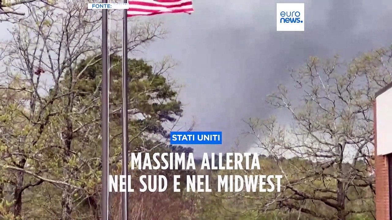 Stati Uniti, peggiora di ora in ora il bilancio dei tornado che si sono abbattuti in alcuni Stati