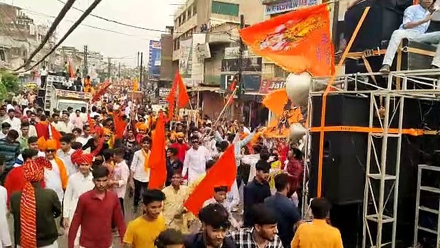 शहर हुआ राममय : पांच हजार से अधिक लोग और डेढ़ किलोमीटर लंबा चल रहा था चल समारोह