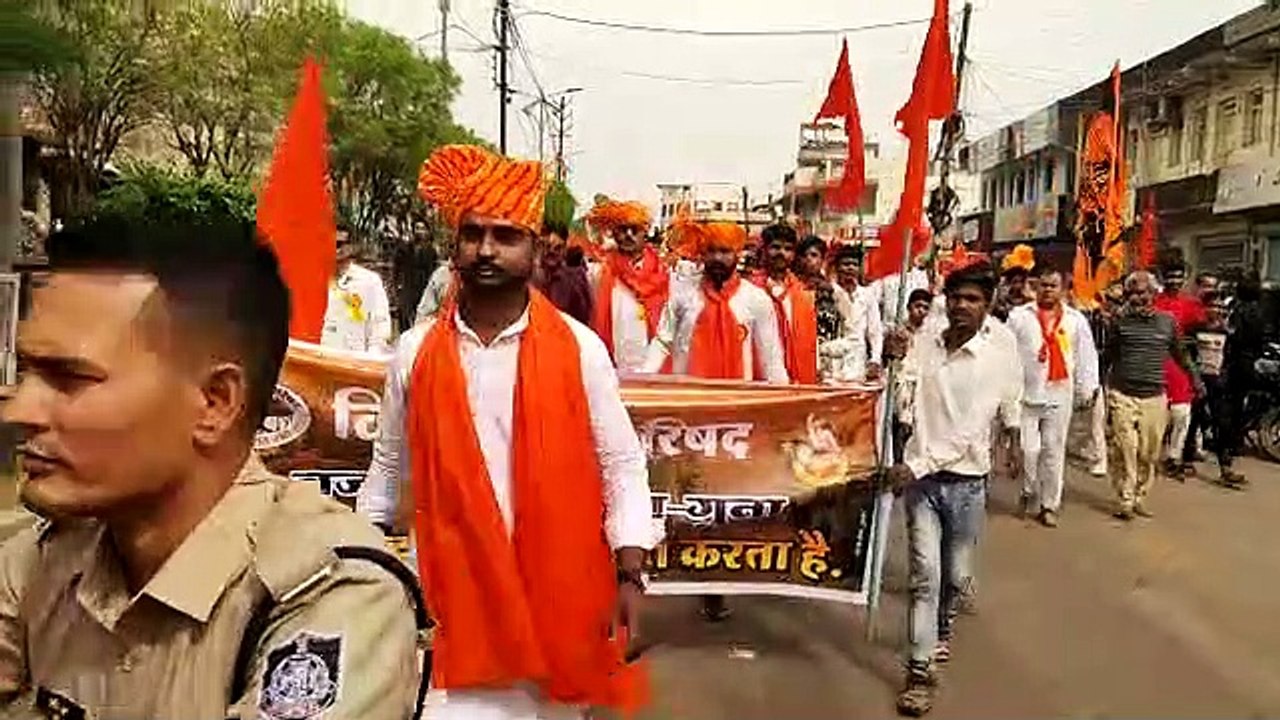 शहर हुआ राममय : पांच हजार से अधिक लोग और डेढ़ कि...