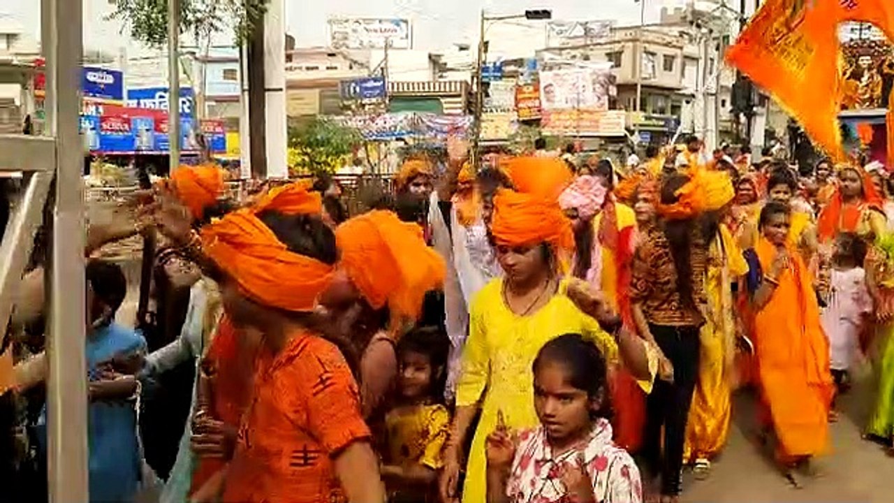 शहर हुआ राममय : पांच हजार से अधिक लोग और डेढ़ कि...