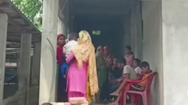 লজ্জা! প্রেমিকার জন্য পরিবারের মুখে চুনকালি মাখলো প্রেমিক; হতবাক