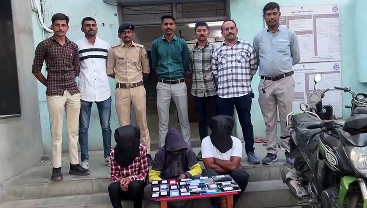 SURAT VIDEO NEWS : पलक झपकते ही हाथों से मोबाइल छीन लेते थे