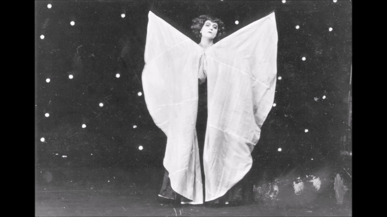 Lost Film Stills - Asta Nielsen #1 - Nachtfalter (1911), Heisses Blut (1911), Die Macht des Goldes (1912), Das Waisenhausmädchen (1916)