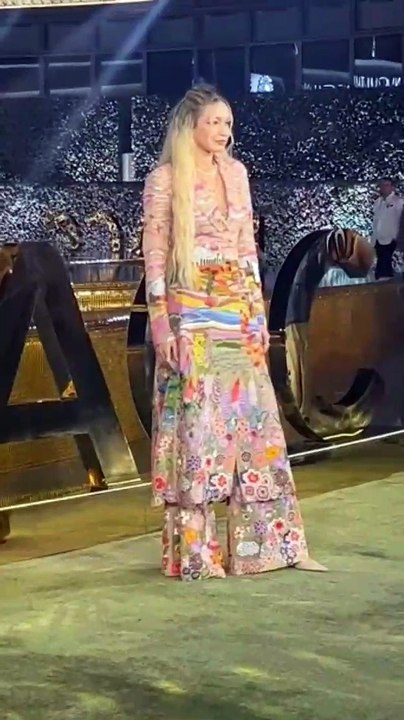 Model Gigi Hadid arrives for #TheGreatIndianMusical at the launch of #NitaMukeshAmbaniCulturalCentre in Mumbai tonight  #GigiHadid #NMACC #Model #Trending