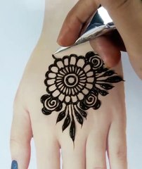 Elegant Back Hand Mehndi Designs 🌿 | Simple & Easy Arabic Patterns