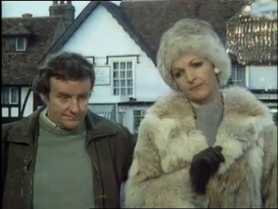 The Good Life S4/E4. 'The Weavers Tale' Richard Briers • Felicity ...