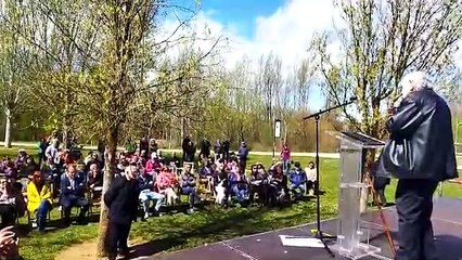 Las palabras de Antonio Gamoneda en la inauguración del monumento de homenaje a las víctimas de Puente Castro (II)