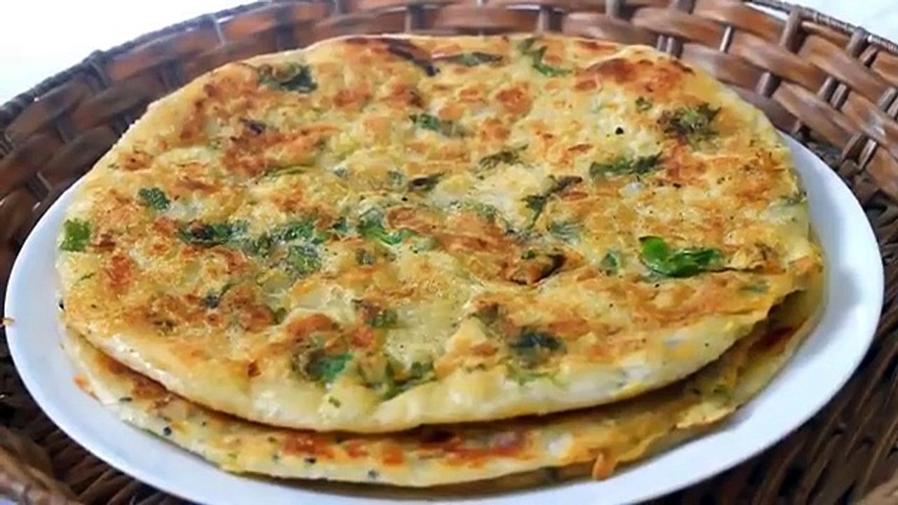 Crispy_egg_paratha_recipe_|_Homemade_restaurant-style_flaky_layered_egg_paratha_roll_-_Anda_paratha(360p)