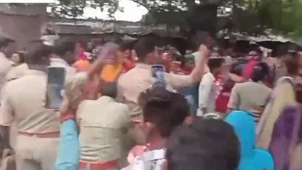 देवरिया: मारपीट में घायल युवक की इलाज के दौरान हुई मौत, परिजनों का हंगामा