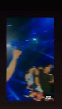 Μελίνα Νικολαΐδη: Ξεσάλωσε στο μαγαζί όπου τραγουδάει η μητέρα της, μαζί με τον σύντροφό της