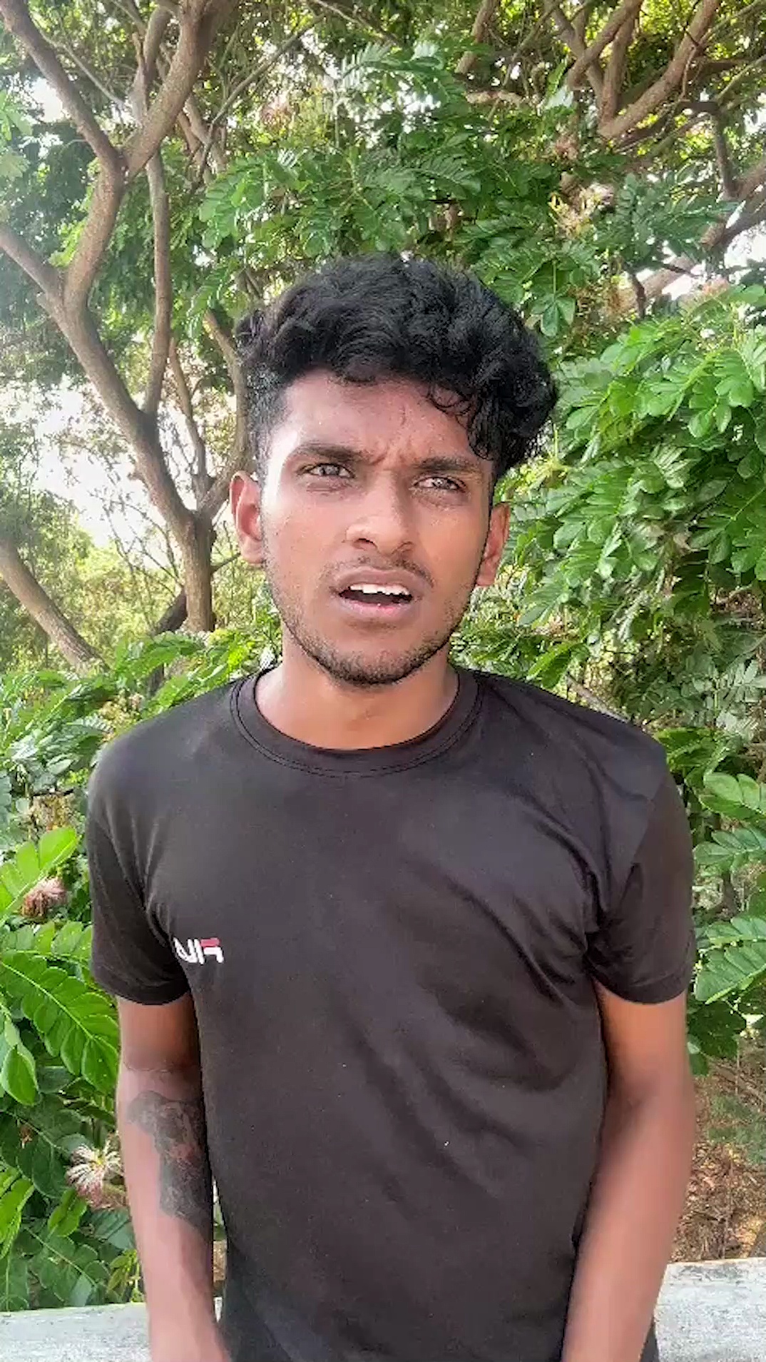 watch : ஏய் எப்புட்ரா... வாயிலயே இரு சக்கர ஒலி எழுப்பி வித்தை காட்டும் கோவை இளைஞரின் வைரல் வீடியோ 