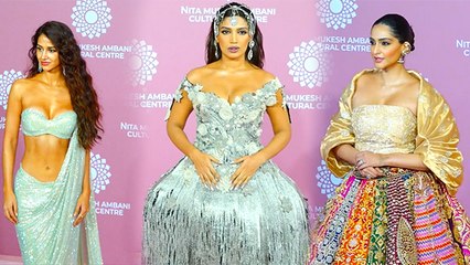 NMACC: Alia Bhatt, Disha Patani, Kareena Kapoor, Bhumi Pednekar किसका Look Best, Watch Video