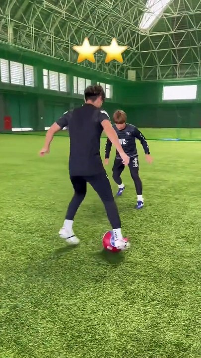 What's your favorite dribble #footballskills #footballshorts #footballpassion #skill