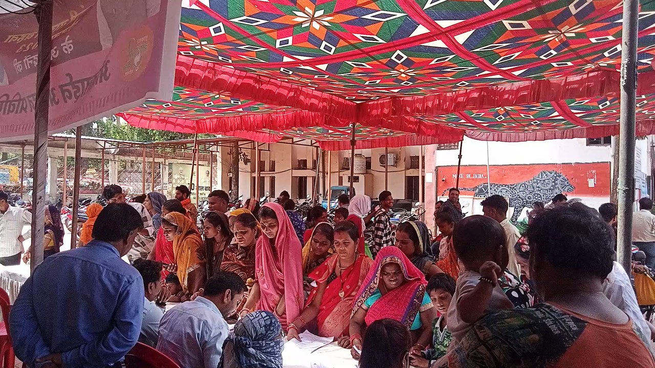 कहीं सर्वर डाउन होने तो कहीं ई-केवायसी की गड़बड़ी सेे लाड़ली बहनाओं को परेशानी, अब तक 54 हजार फार्म भरे
