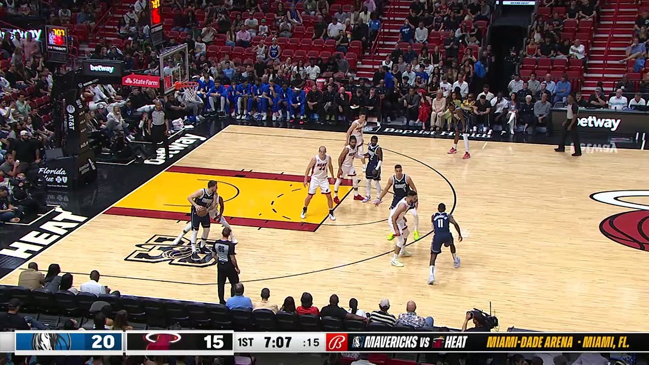 Doncic dishes out delectable dime