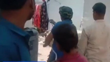 खंडवा: सांडों को लेकर कलेक्टर का बड़ा बयान, बोले- नगर निगम देखे खबर...