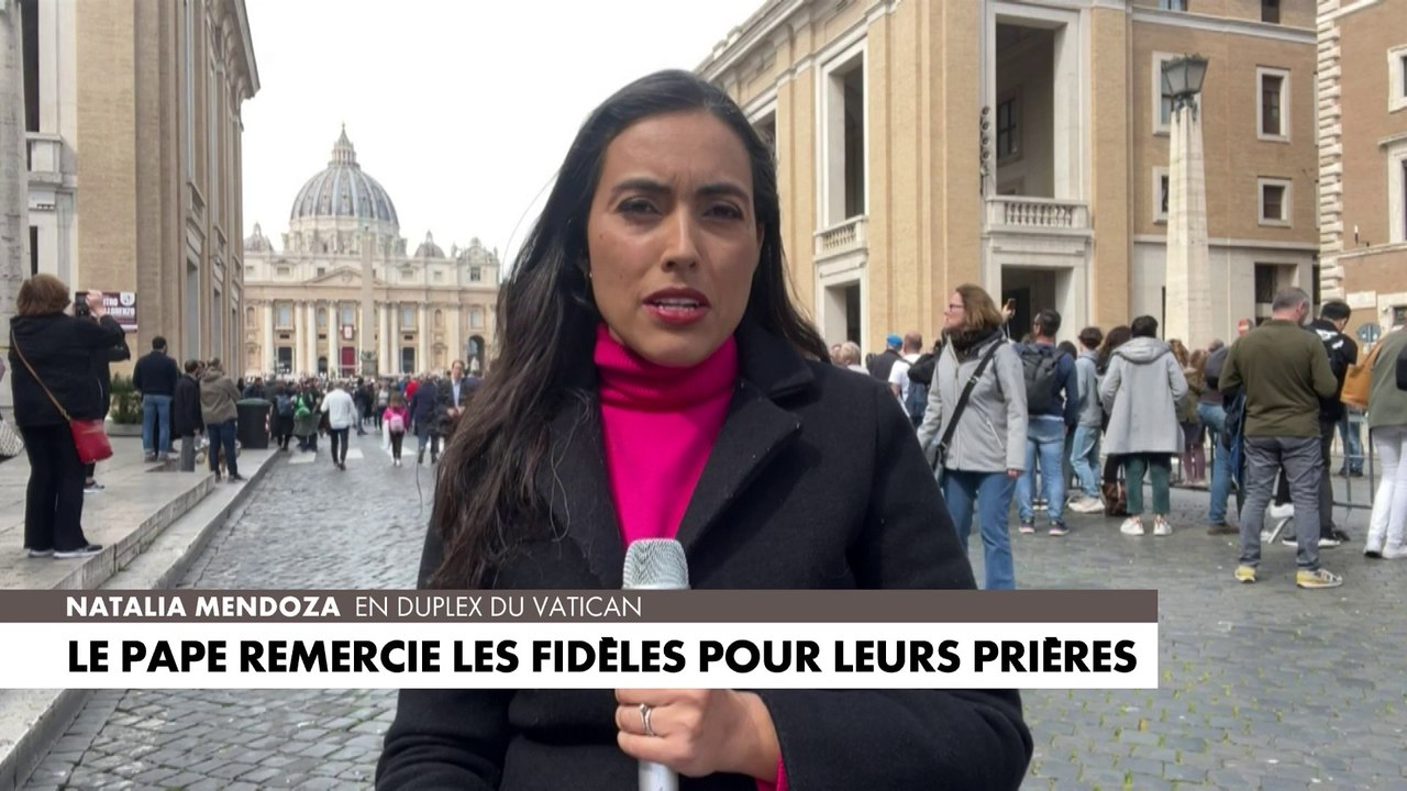 Le pape François remercie les fidèles pour leurs prières