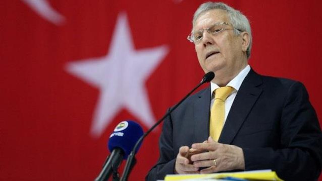 Aziz Yıldırım iftar yemeğinde ortaya çıktı! Elinin son halini gören herkes aynı dileği diledi