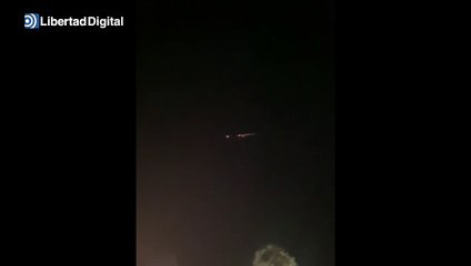 ¿Es un ovni, es un avión? Un objeto no identificados surca el cielo de Madrid