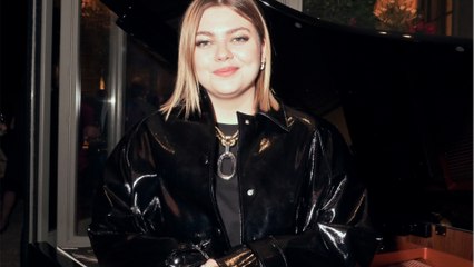 VOICI - Louane partage des photos de l'anniversaire de sa fille, Esmée