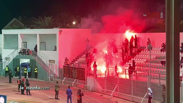 قطعو أزيد من 600 كيلومتر .. جماهير نهضة بركان تلهب مدرجات خريبكة بكراكاج رائع في مبارة الكأس