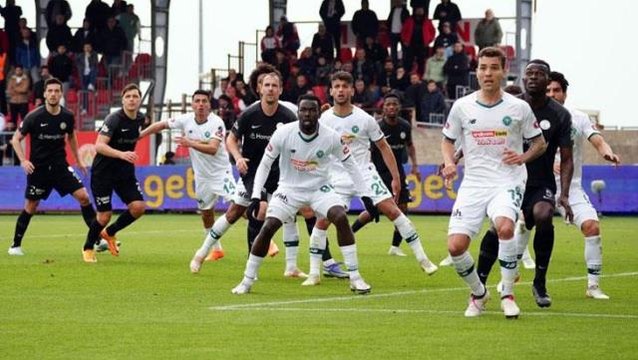 İstanbul'da son dakikalar nefes kesti! Konya, 90+7'de puanı kurtardı