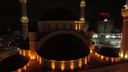 İSTANBUL-BAKAN VARANK, BAŞAKŞEHİR'DE SAHUR PROGRAMINA KATILDI