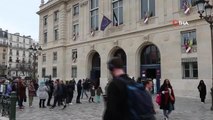 Paris'te elektrikli scooter kullanımı için referandum düzenlendi