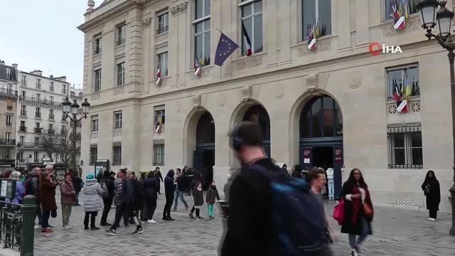 Paris'te elektrikli scooter kullanımı için referandum düzenlendi