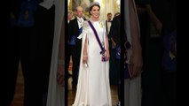 KATE MIDDLETON WOWS IN WHITE! PRINCESS GLITTERS IN JENNY PACKHAM GOWN & TIARA AT SOUTH AFRICAN#kate