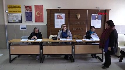 BULGARİSTAN SEÇİMLERİ İÇİN ESKİŞEHİR'DE 3 SANDIKTA OY VERİLİYOR