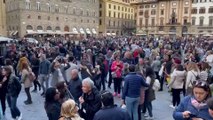 Firenze presa d'assalto dai turisti: boom di presenze aspettando la Pasqua