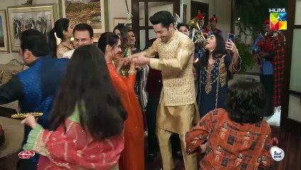 Mere Dimagh Ka Dahi Bana Diya...! #ayezakhan #danishtaimoor - Chand Tara - FLO Digital