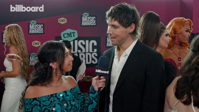 Jake Scott on Love For John Mayer and Noah Kahan, His Fandom's Name, & More | CMT Awards 2023