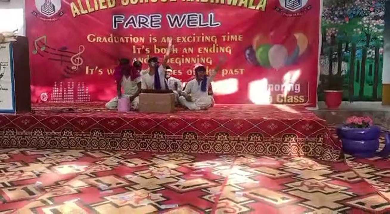 Pat-lo-pat-lo-khamba-pat-lo Funny video