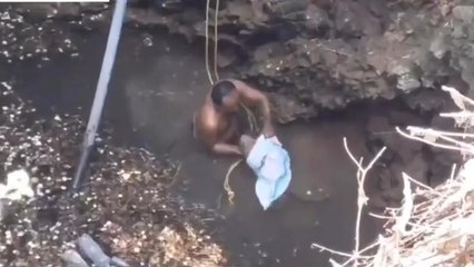 పెద్దపల్లి: శభాష్.. బావిలో పడ్డ కుక్కపిల్లను అతి కష్టం మీద రక్షించారు