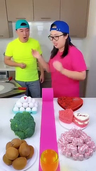Ice_cream_challenge!__valentine's_cake_#valentinesday_#shorts(360p)